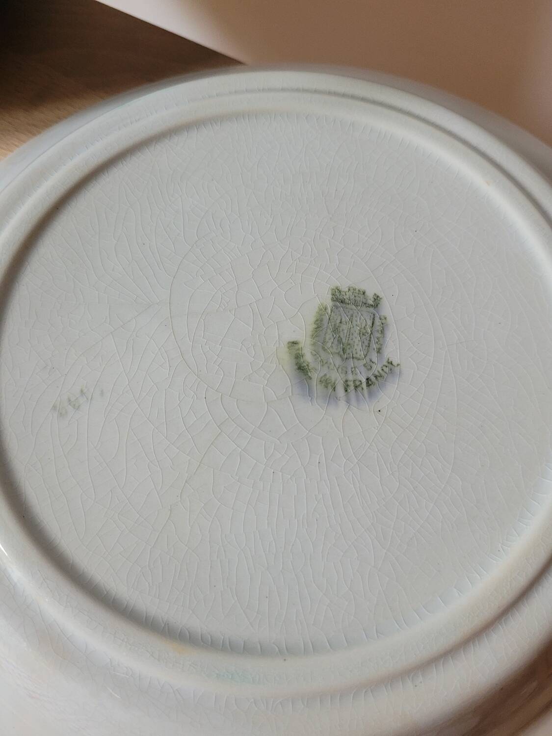 St Amand hollow dish model 9997