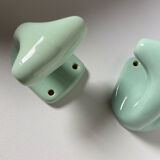 Patères en porcelaine vert pastel