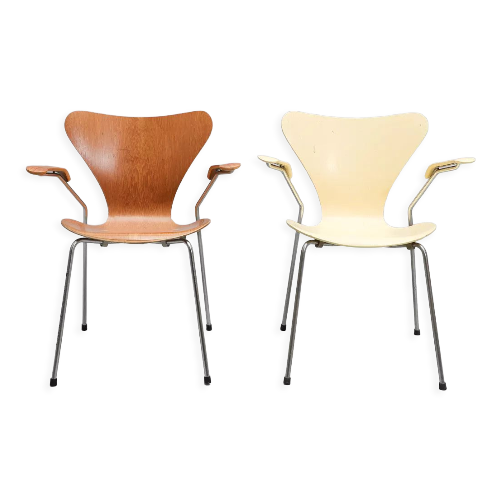 2 chairs Arne Jacobsen "sjuan" Fritz Hansen