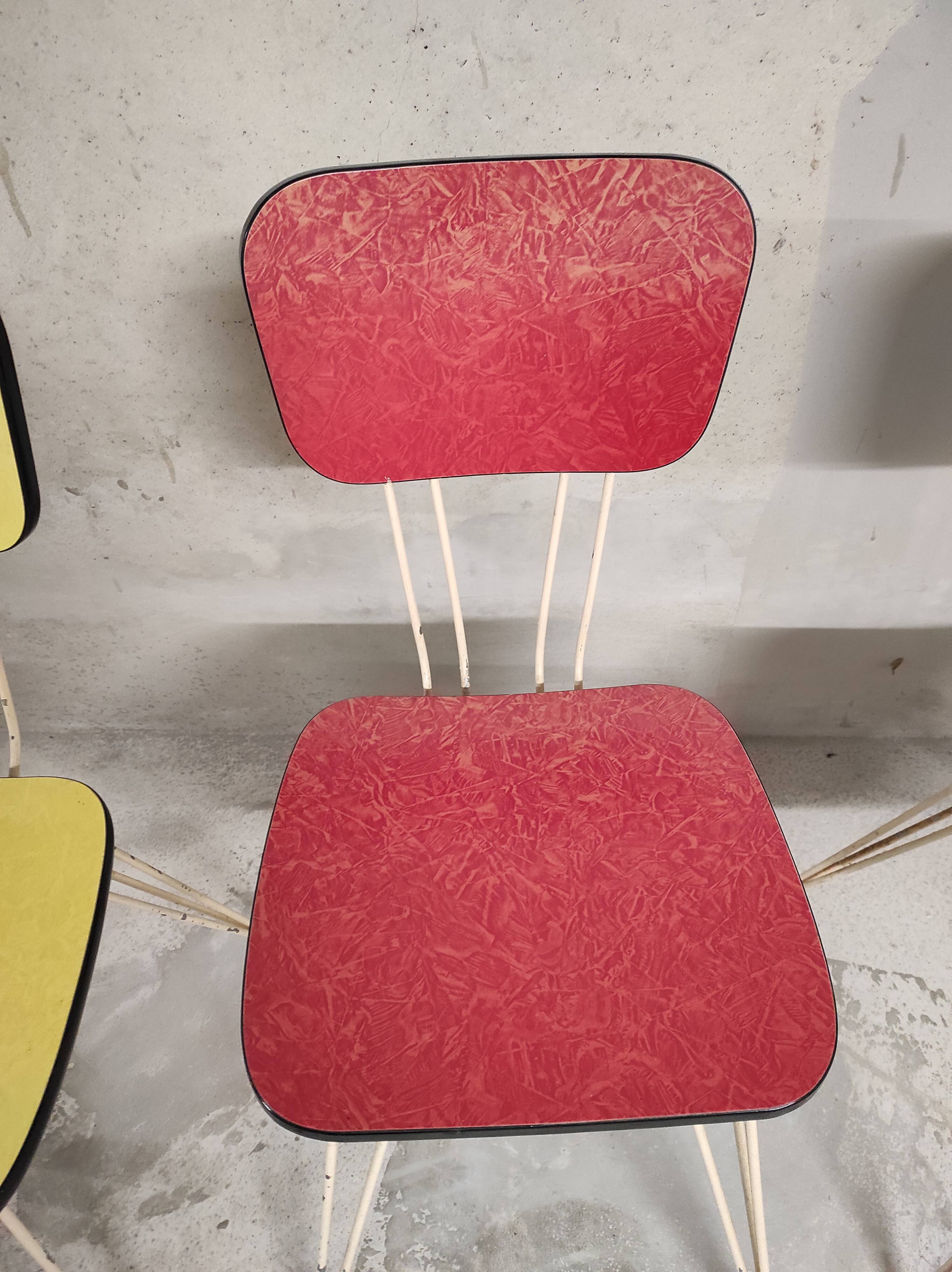 Chairs in formica feet Eiffel