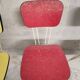Chaises en formica pieds eiffel