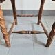 Chaise vintage en bois sculpté