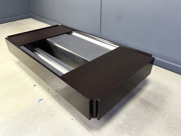 Table basse en laque vintage fabriquée en Italie, attribuée à Mario Sabot/Willy Rizzo.