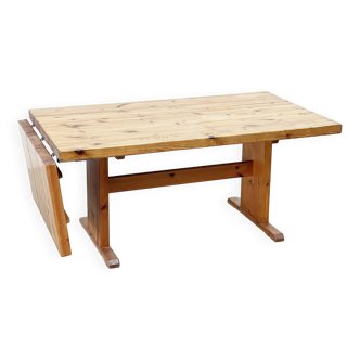 1980's pine extendable dining table
