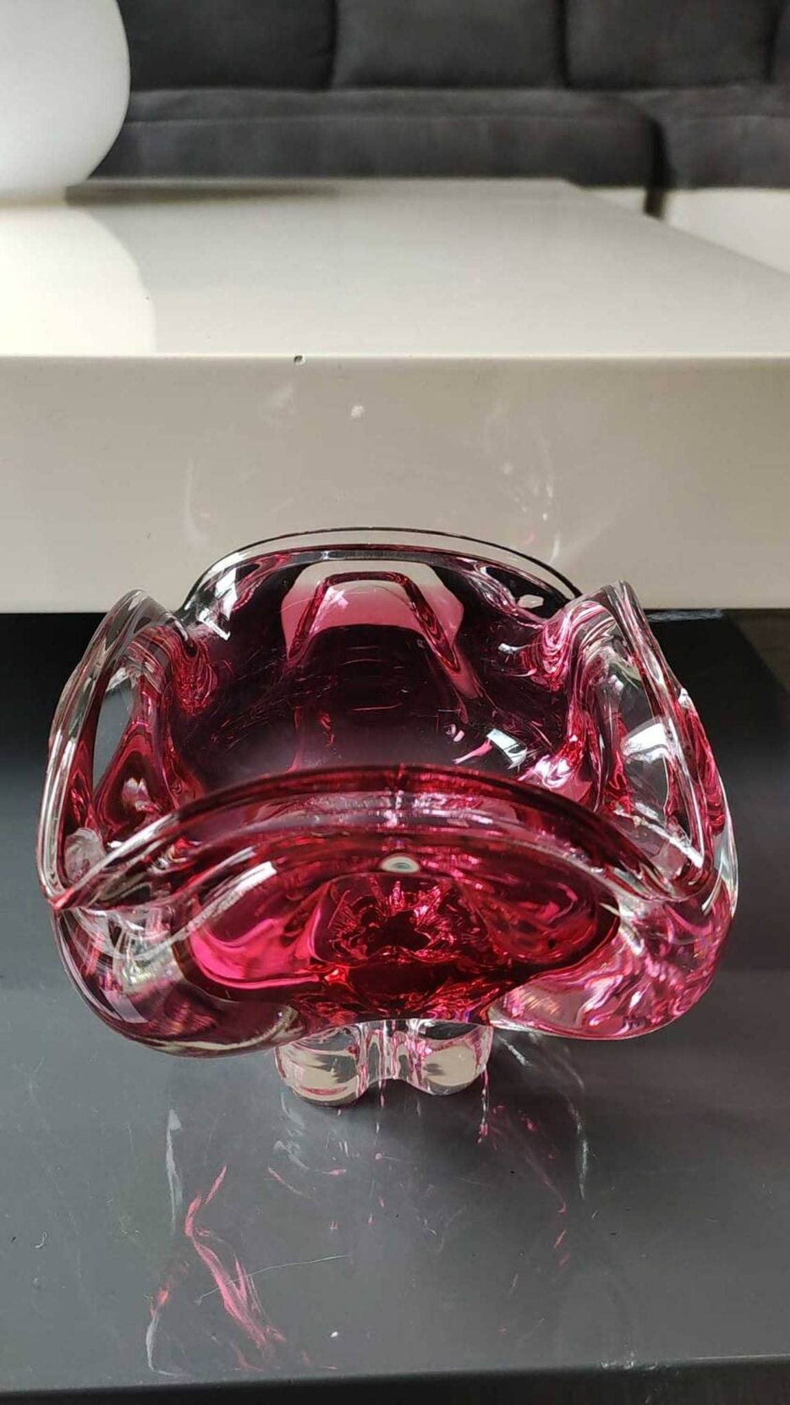 Ashtray. organic floral shape. cranberry pink. in modern art glass. designed by jozef hospodka
