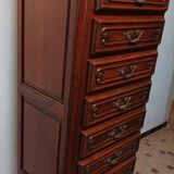 Wooden chest of drawers with 7 drawers