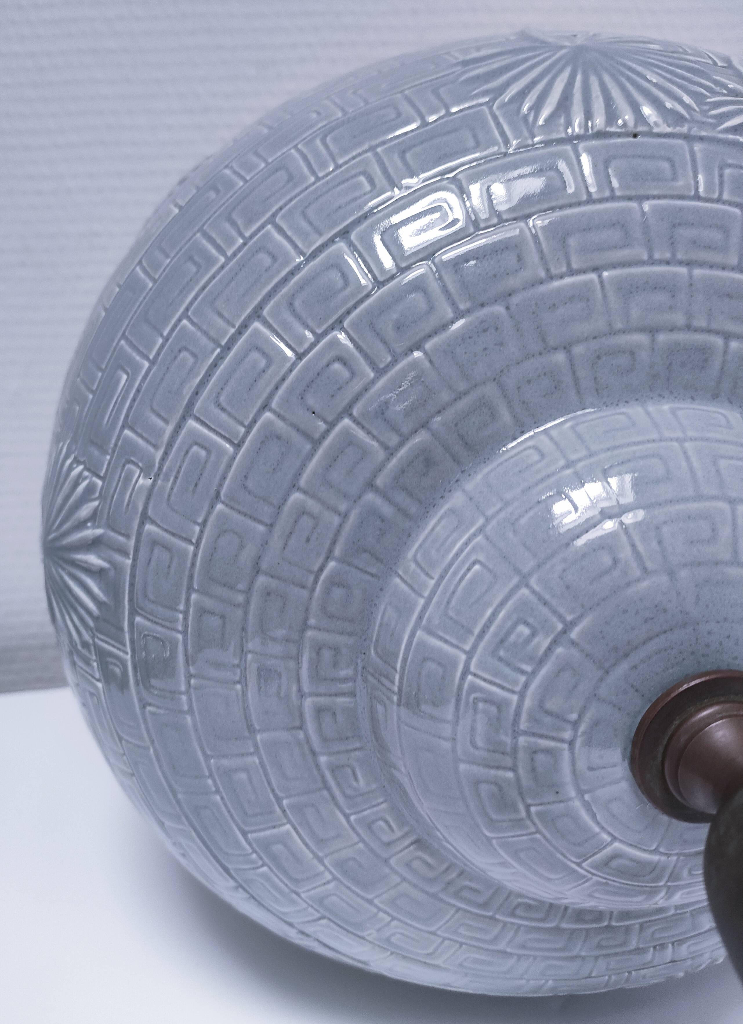 ceramic lamp in the shape of an XL pot, palm leaf decor, 80s