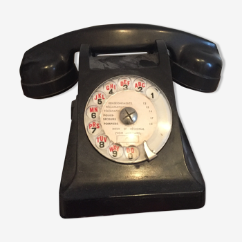 Telephone black bakelite