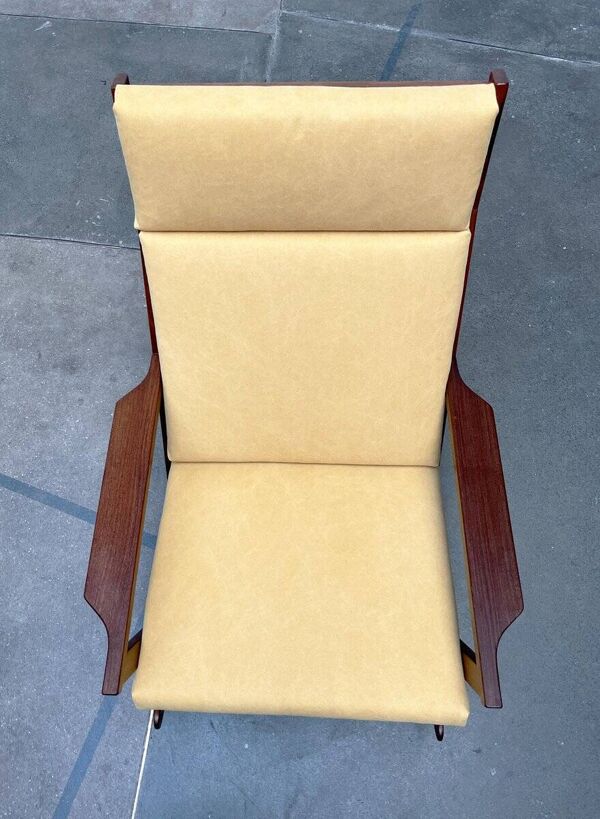 Ensemble de fauteuil à bascule danois du milieu du siècle avec repose-pieds par Poul Volther pour Frem Røjle, années 1960