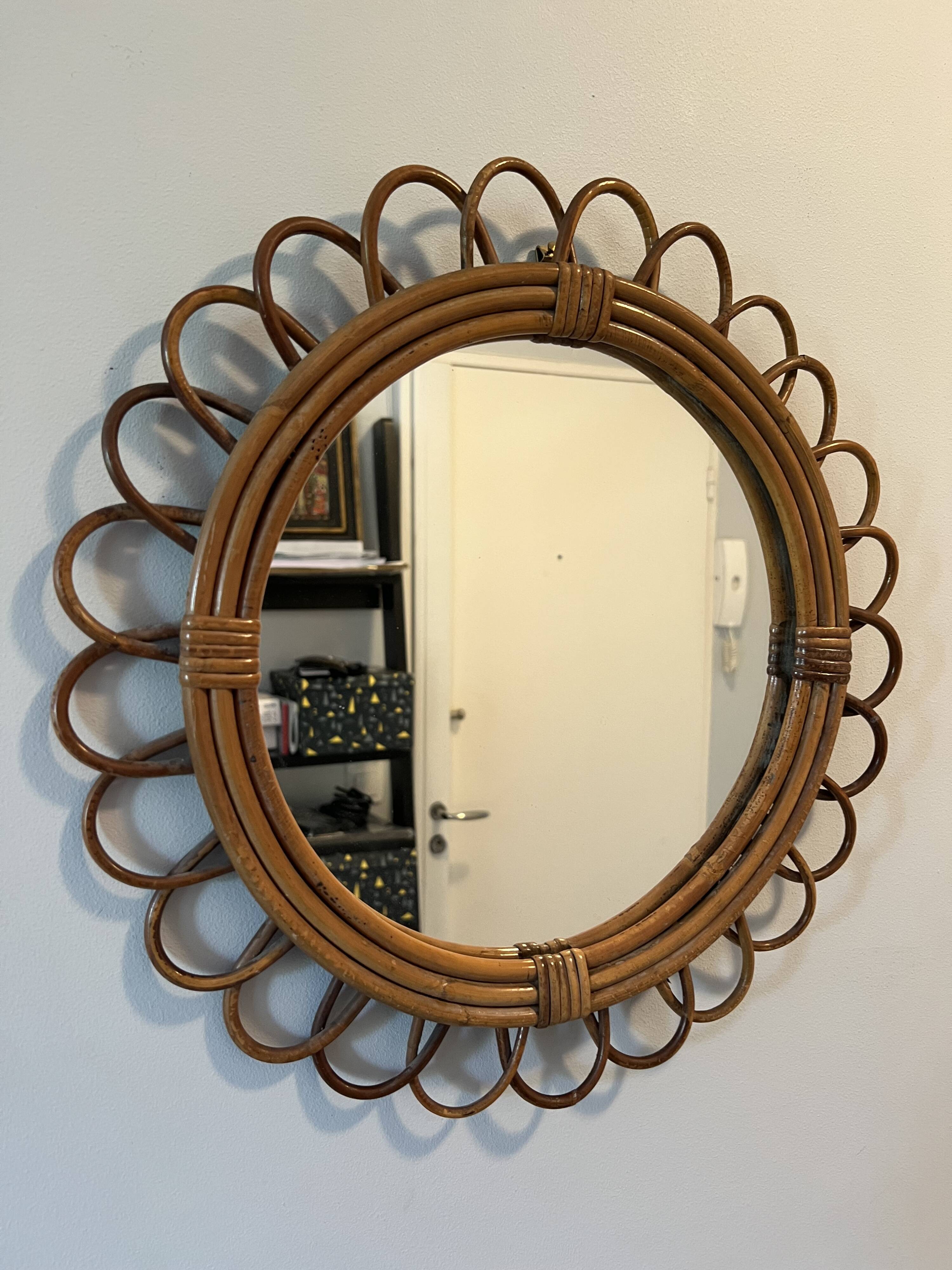 Vintage rattan sun mirror – large model 50 cm