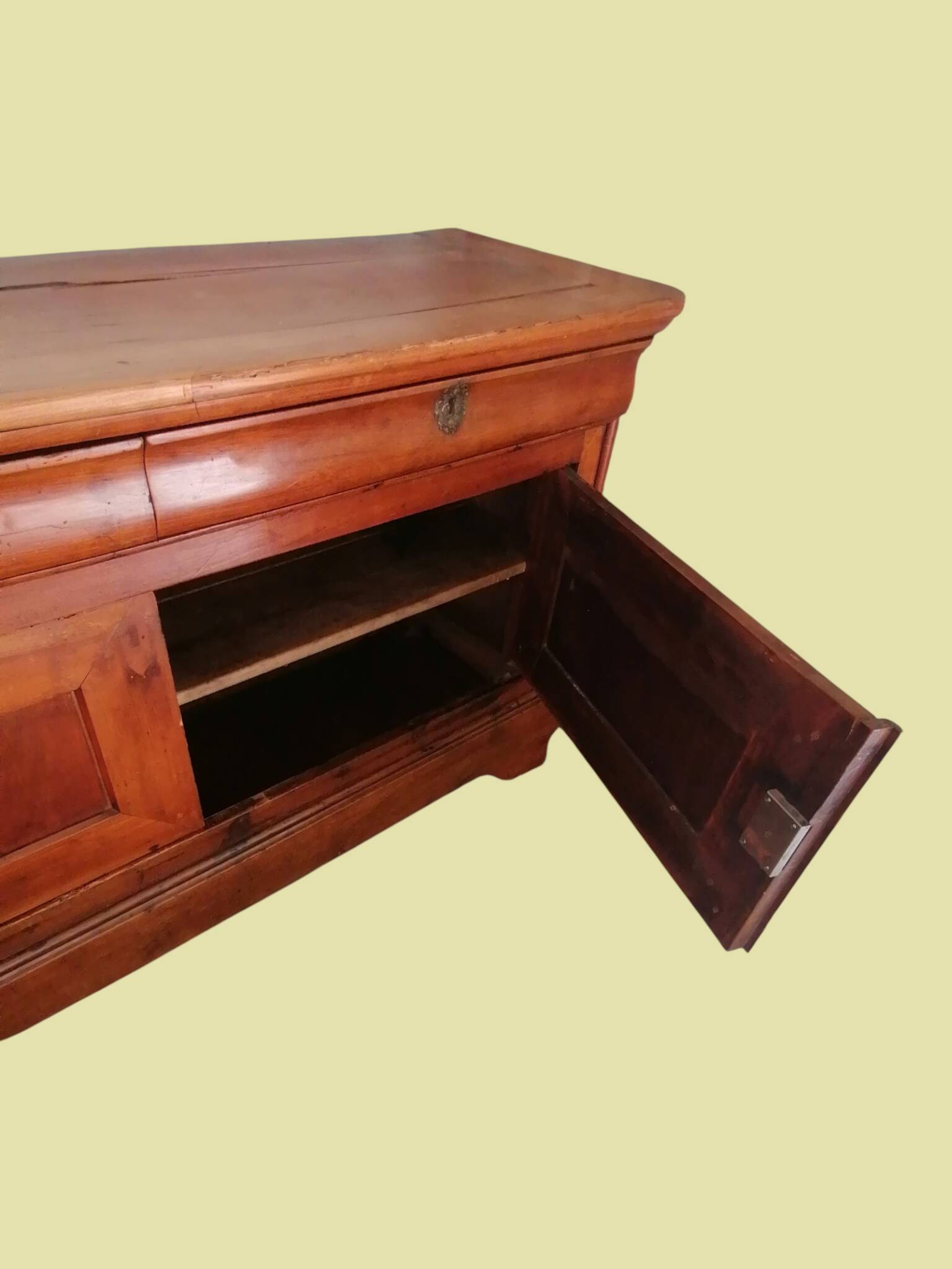 Sideboard very much in solid wood - Louis Philippe style.