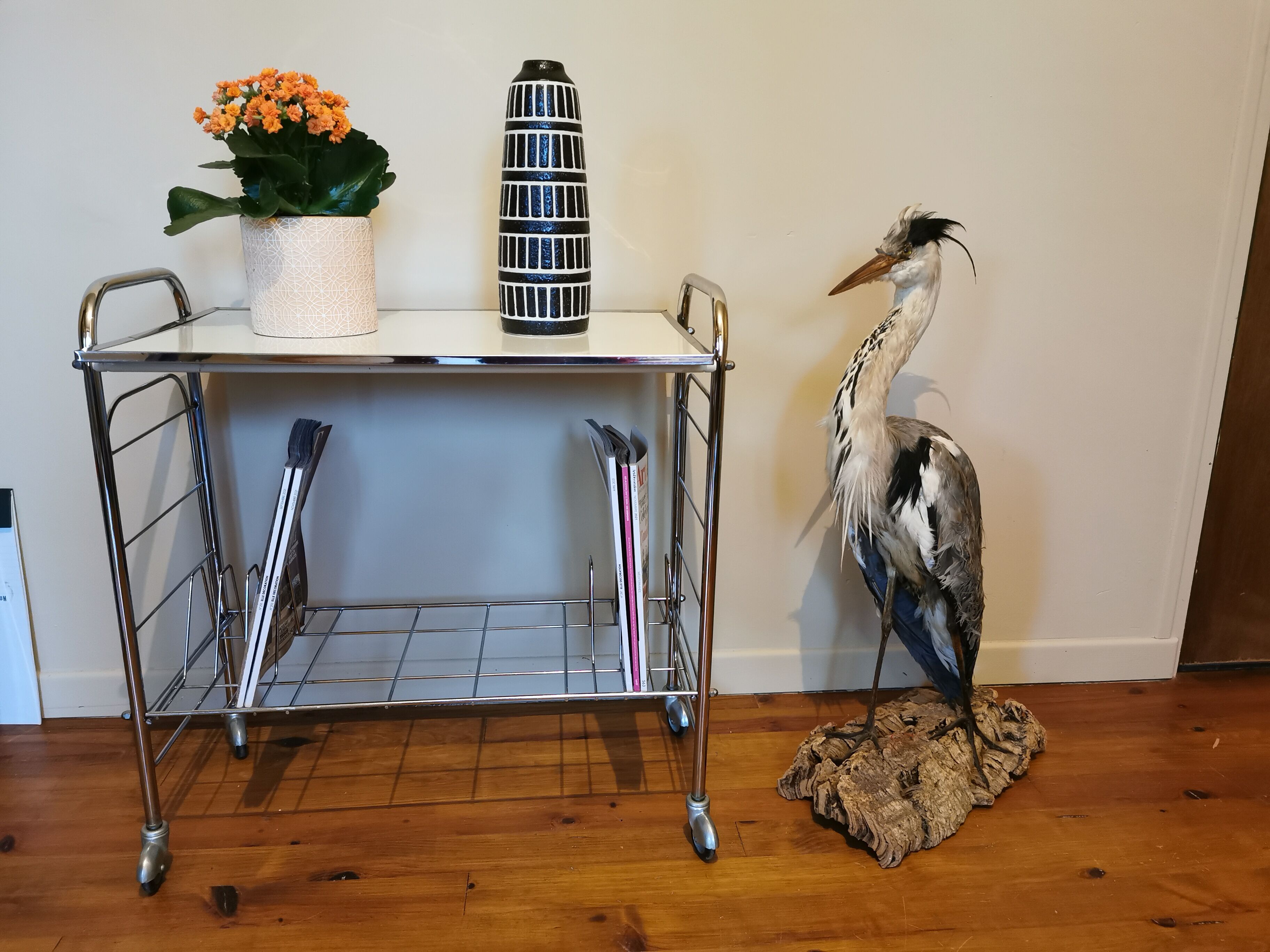 Vintage wheeled service in chrome-plated metal