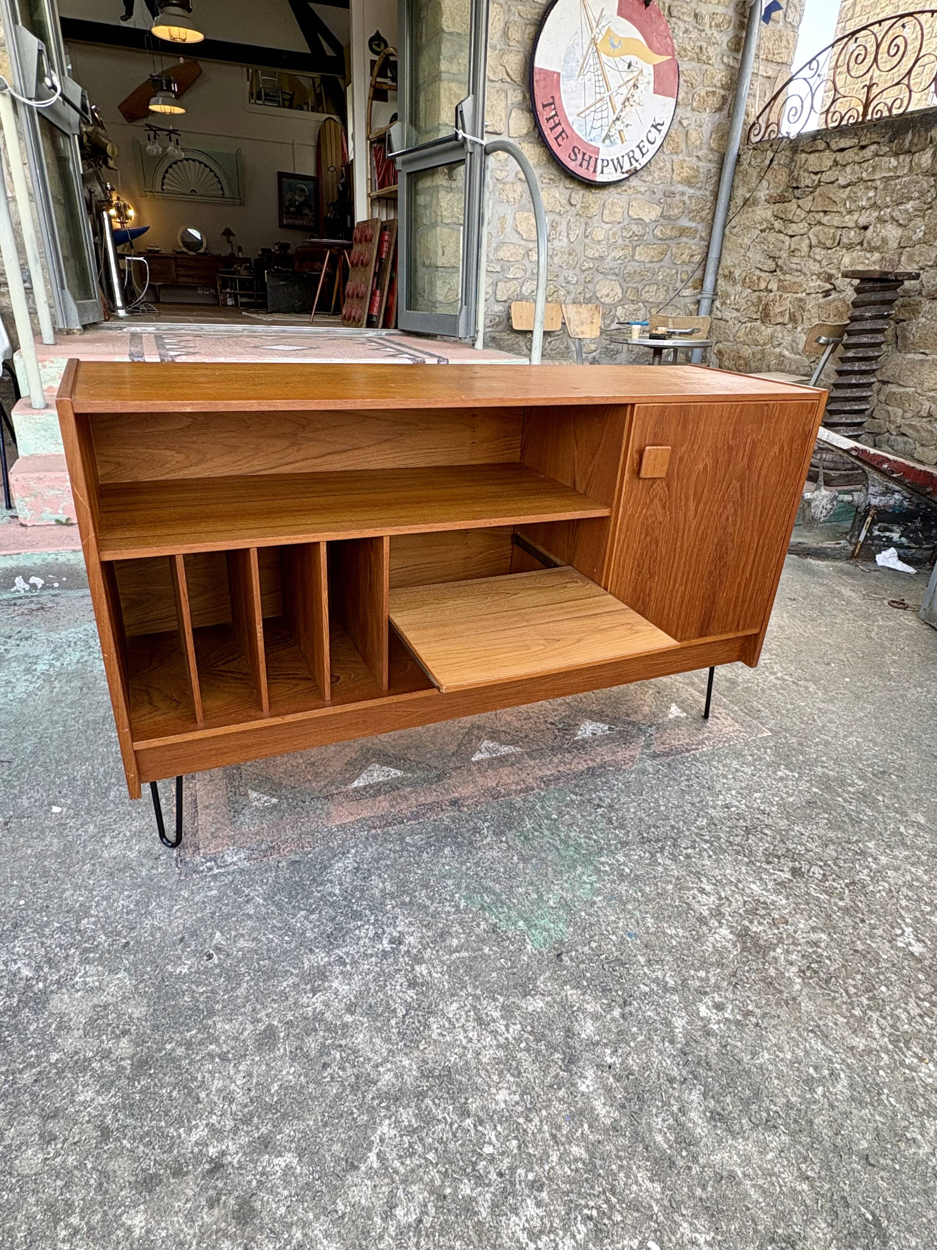 Enfilade vintage vers 1970
