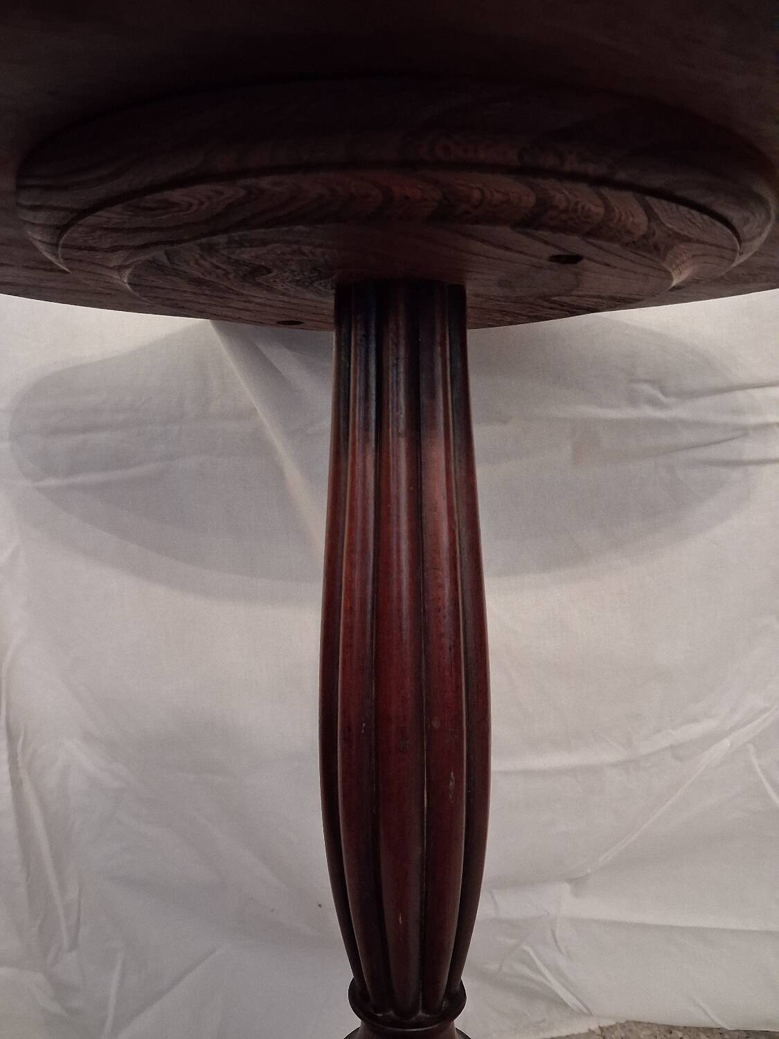 Mahogany gueridon