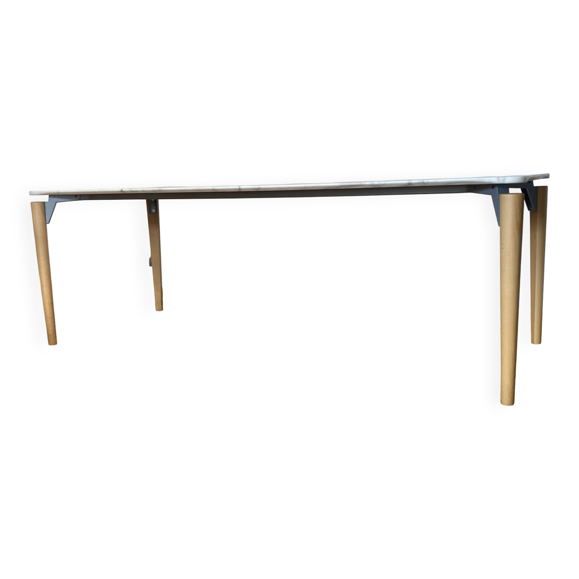 Tavolo 95 table set by de padova