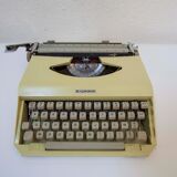 Mercedes character typewriter elite 1969