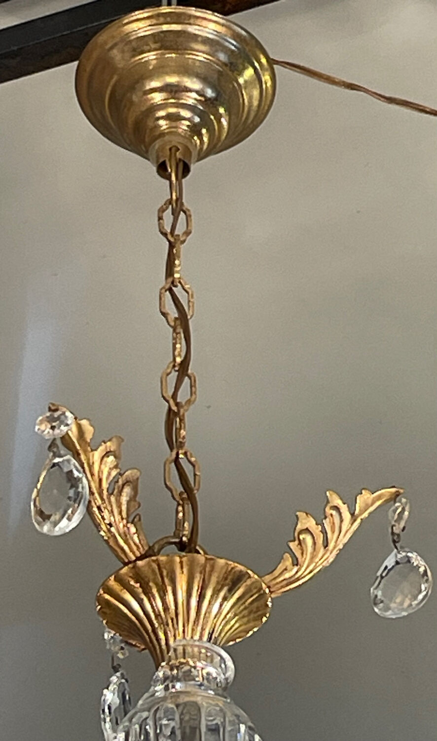 Three-light crystal chandelier