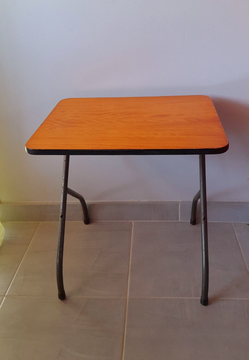 Formica 70s side table