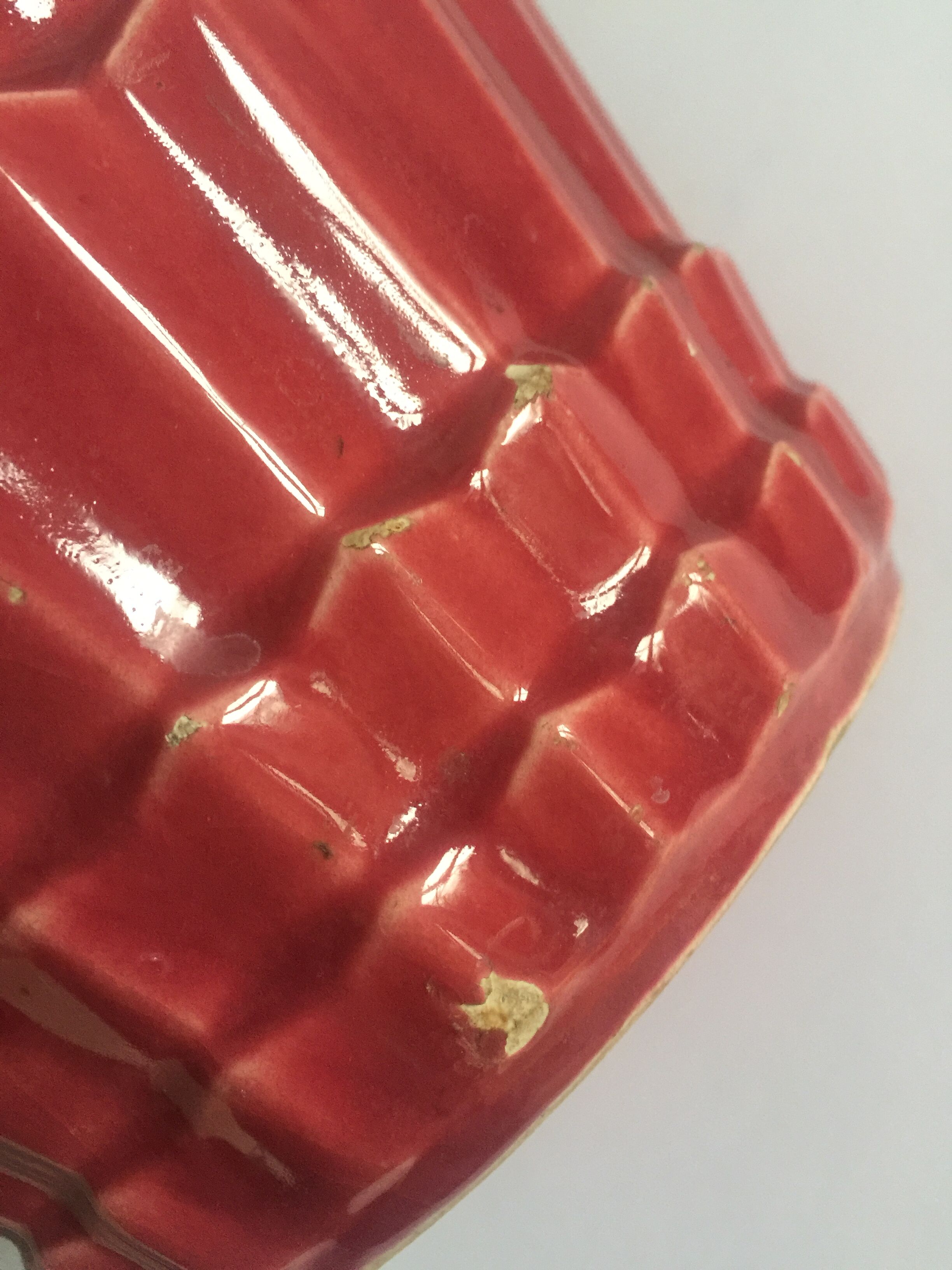 St Clement's pot pottery