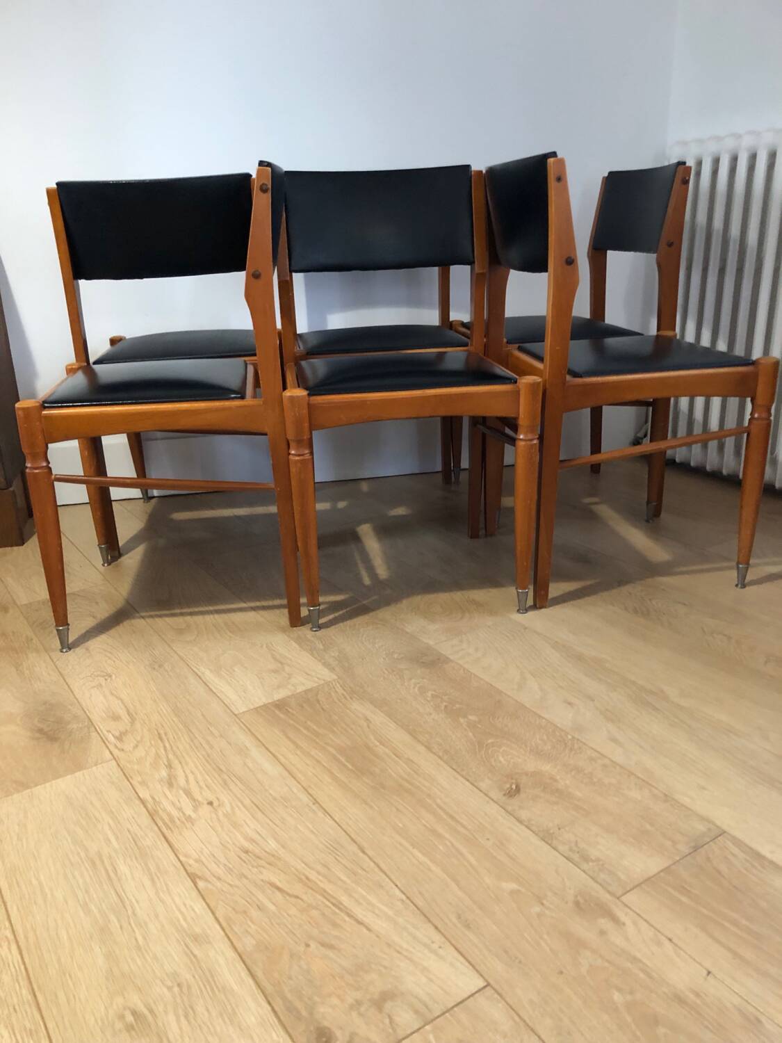 Series of 6 vintage Scandinavian style chairs