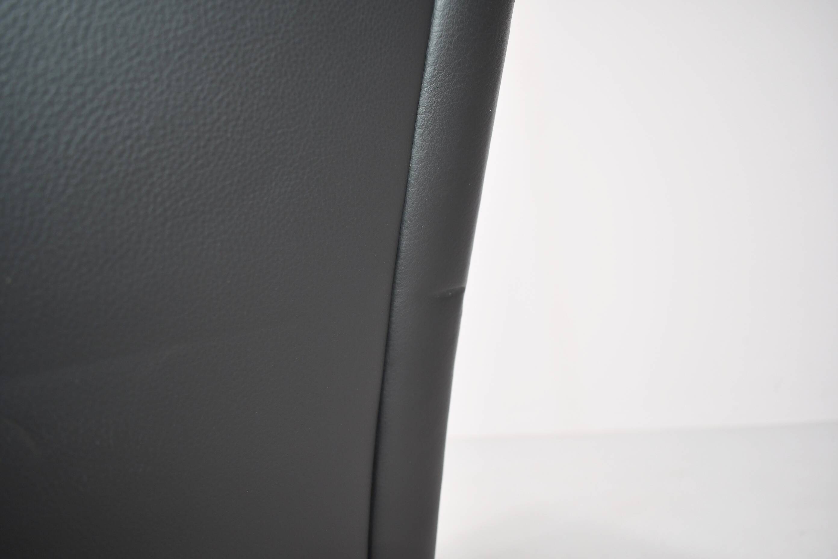 Leather and rosewood armchair by Kai lyngfeldt-Larsen. Denmark