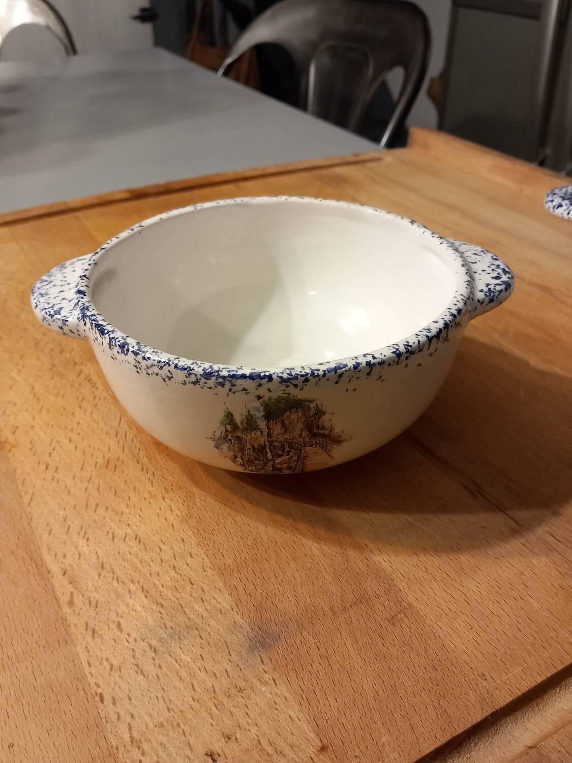 2 eared bowls in Haute Savoie earthenware