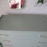 Vintage chest of drawers