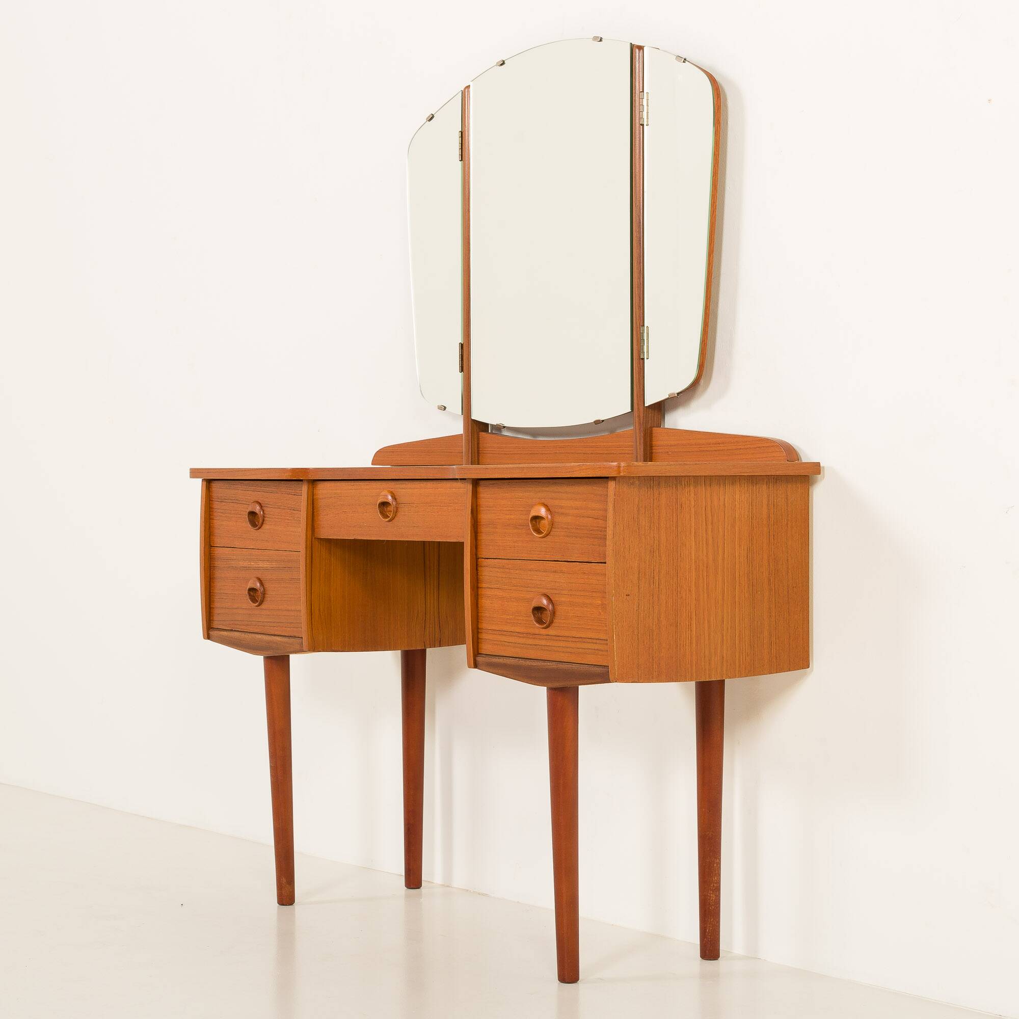 Scandinavian mid century dressing table in teak, Norway, 1970s