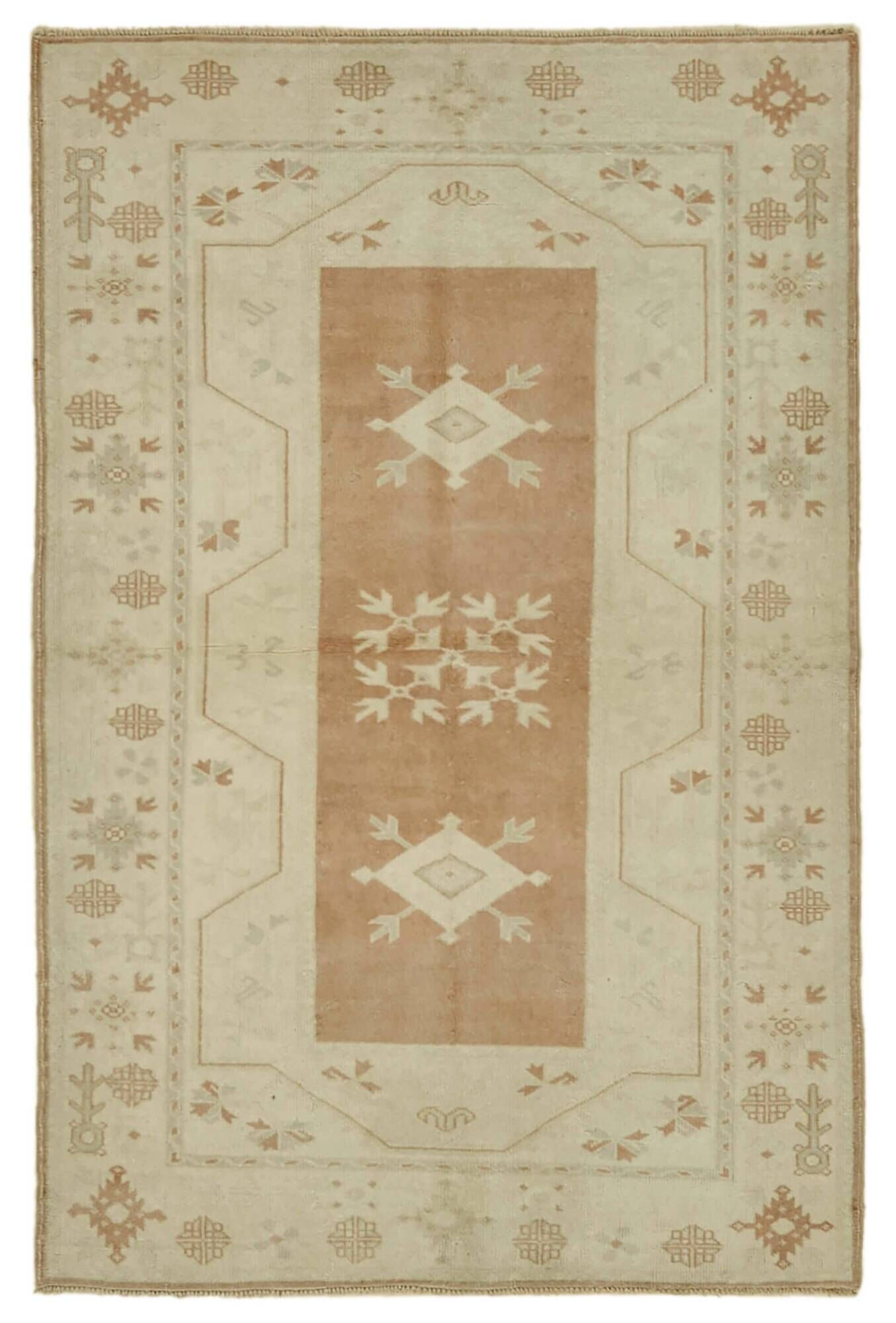 Turkish Vintage Anatolian Rug 122 cm x 186 cm