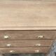 Ancienne commode trois tiroirs en chêne brut