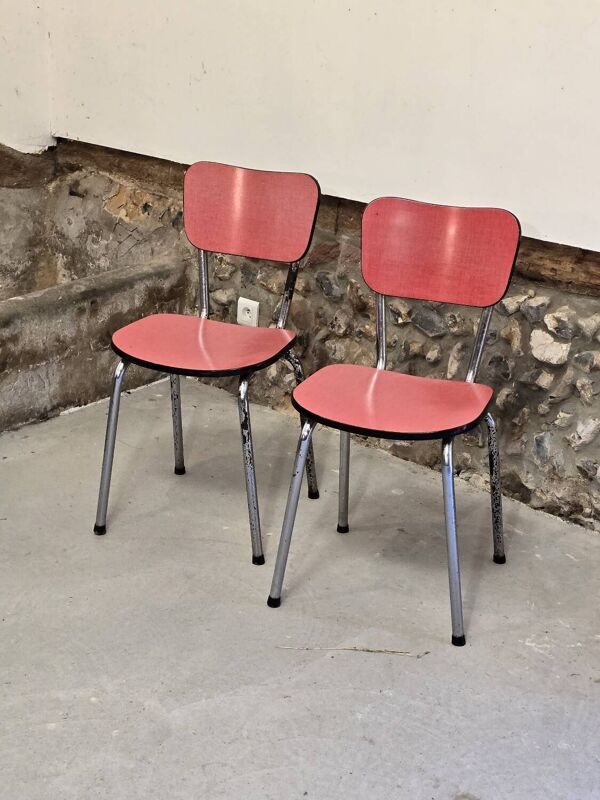Paire de chaises en formica rose