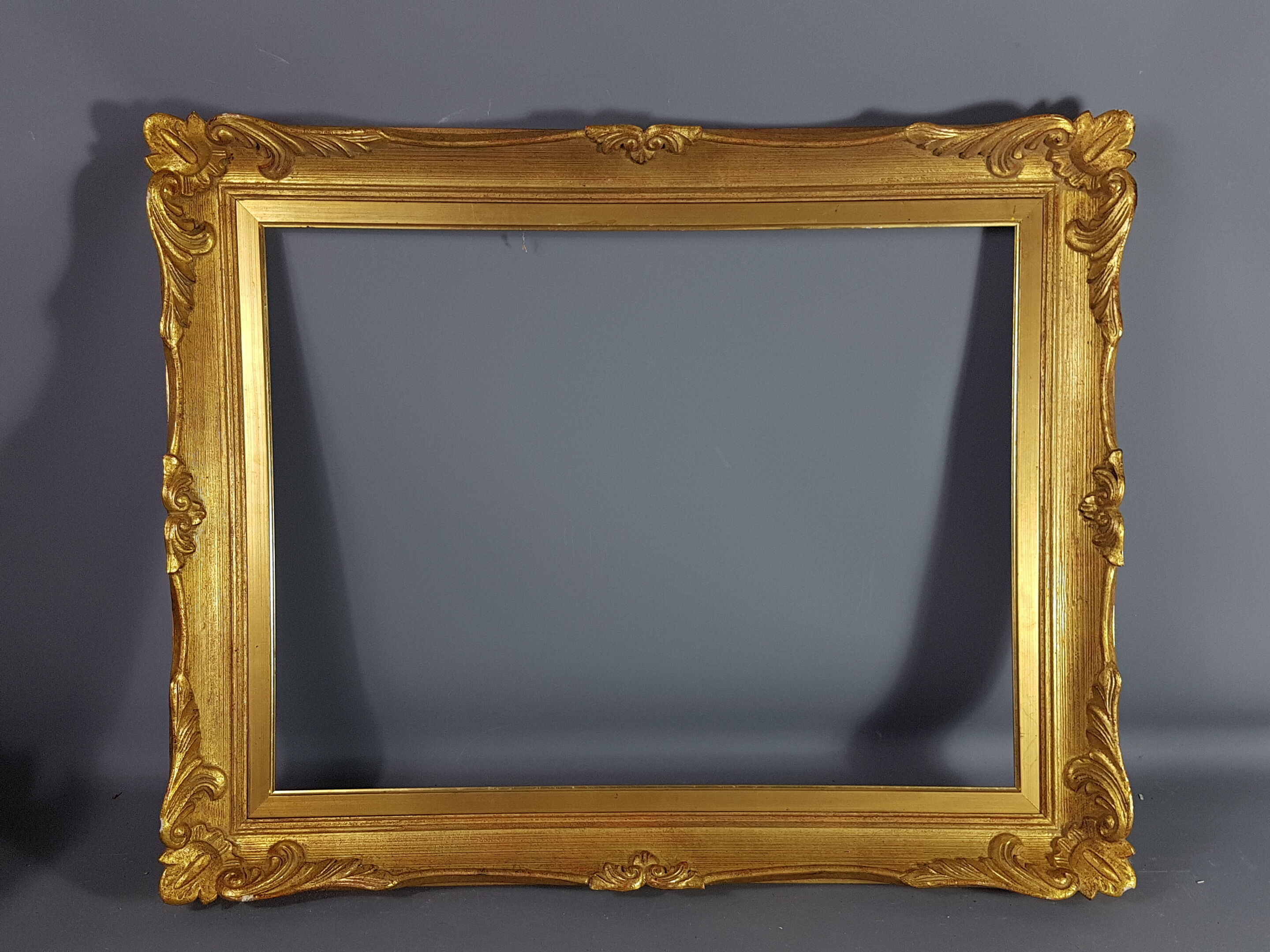 Former Original gold leaf gilding key frame, Style Louis XV 76x61 leafing 61x46.4 cm SB116