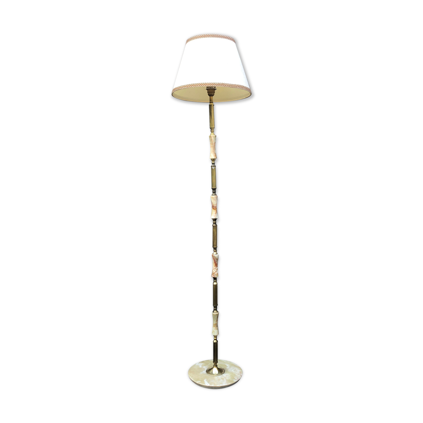 Floor lamp