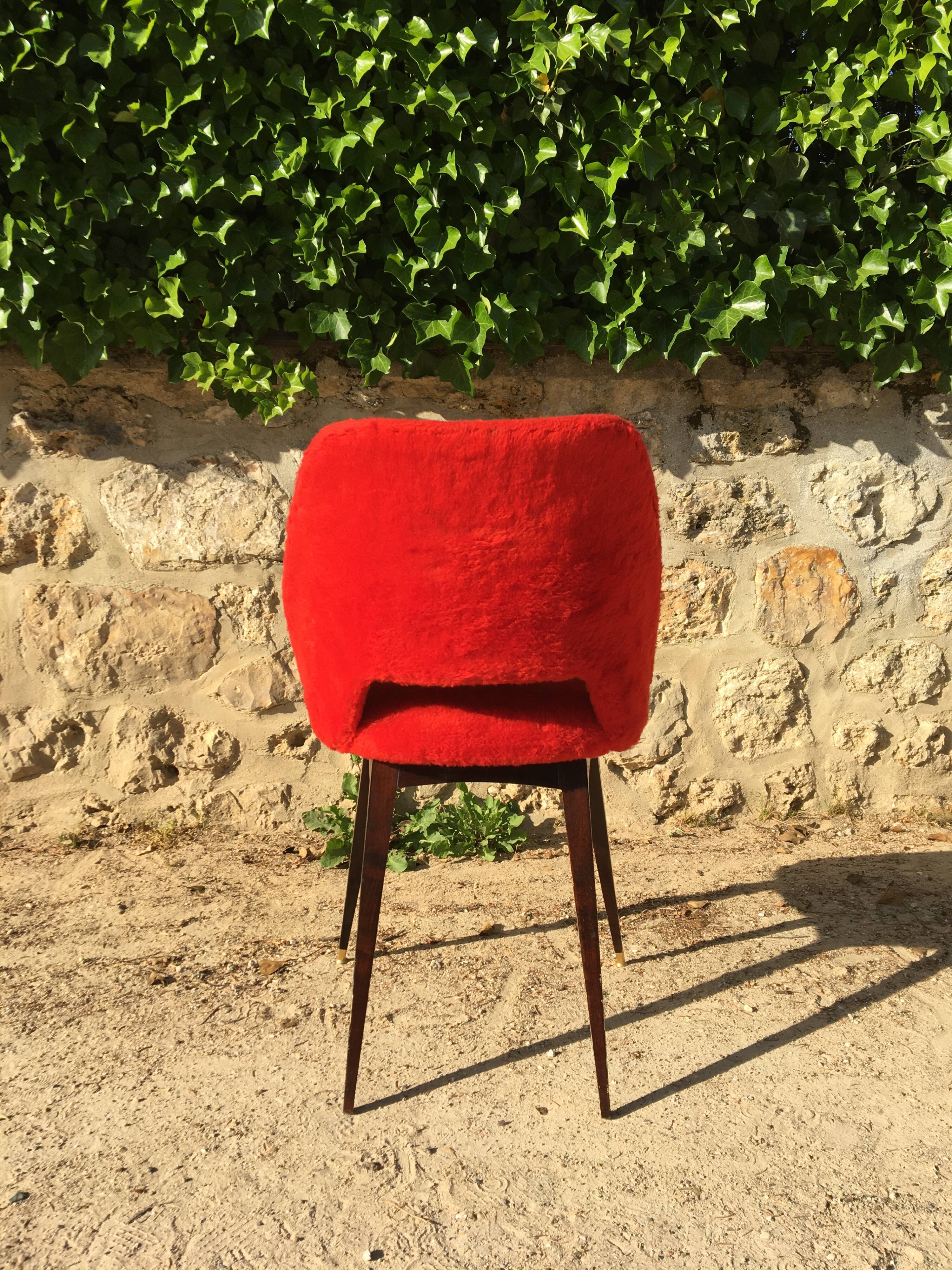 60's red soft chair