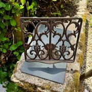 Porte revues lutrin en fer forgé Art Nouveau