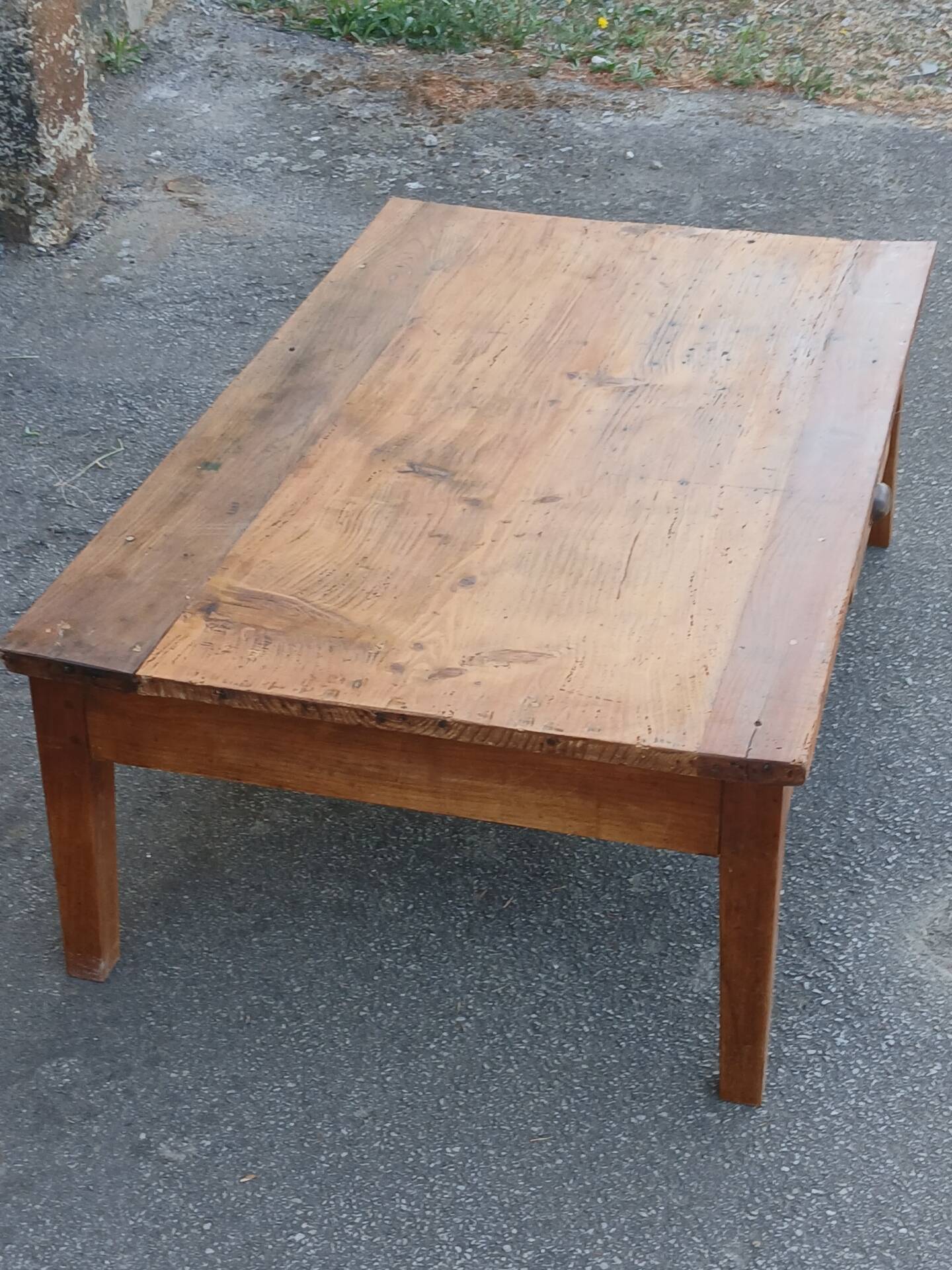 Table basse de ferme