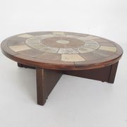 Tue Poulsen pour Haslev Møbelsnedkeri, table basse en pierre et chêne, Danemark années 1960