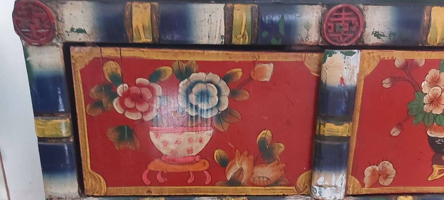 Cabinet tibétain
