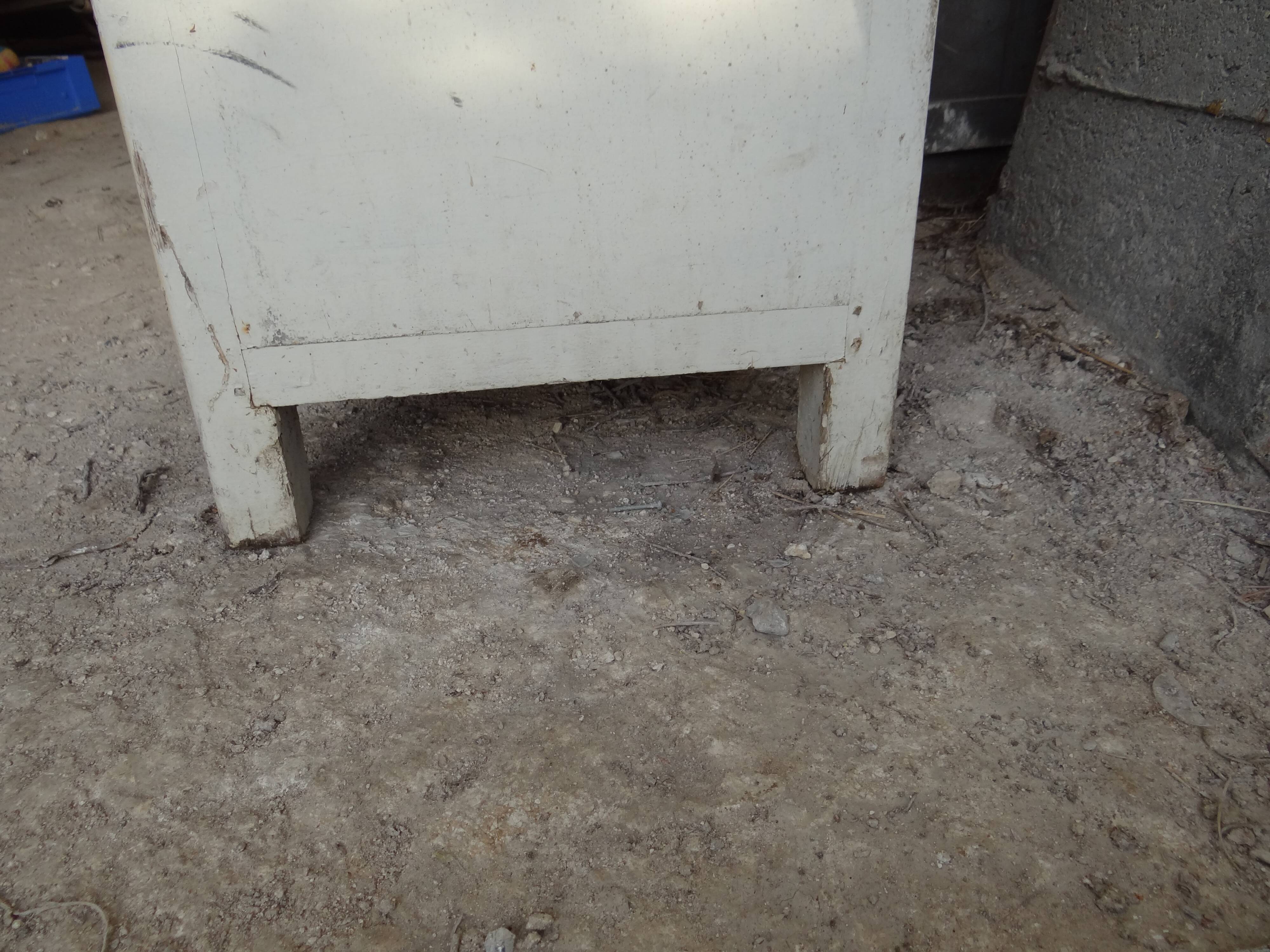 1950s Parisian wardrobe