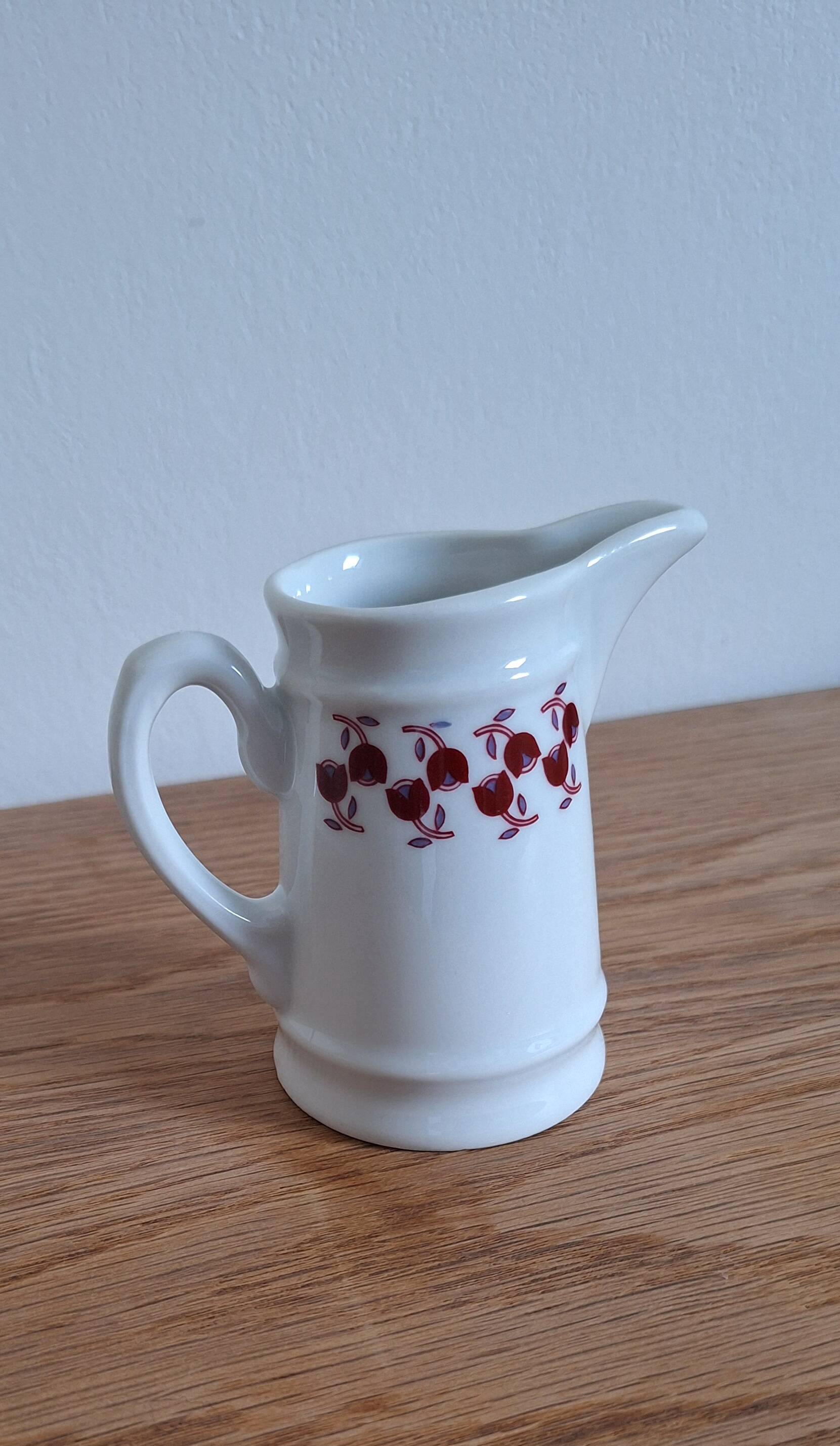 Deshoulières porcelain milk jug