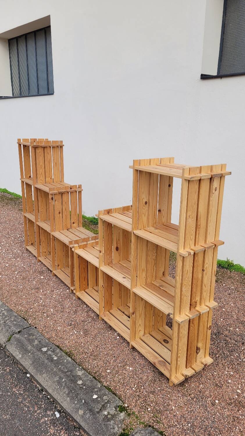 Pair of vintage pine "staircase" bookcase shelves - 1970s