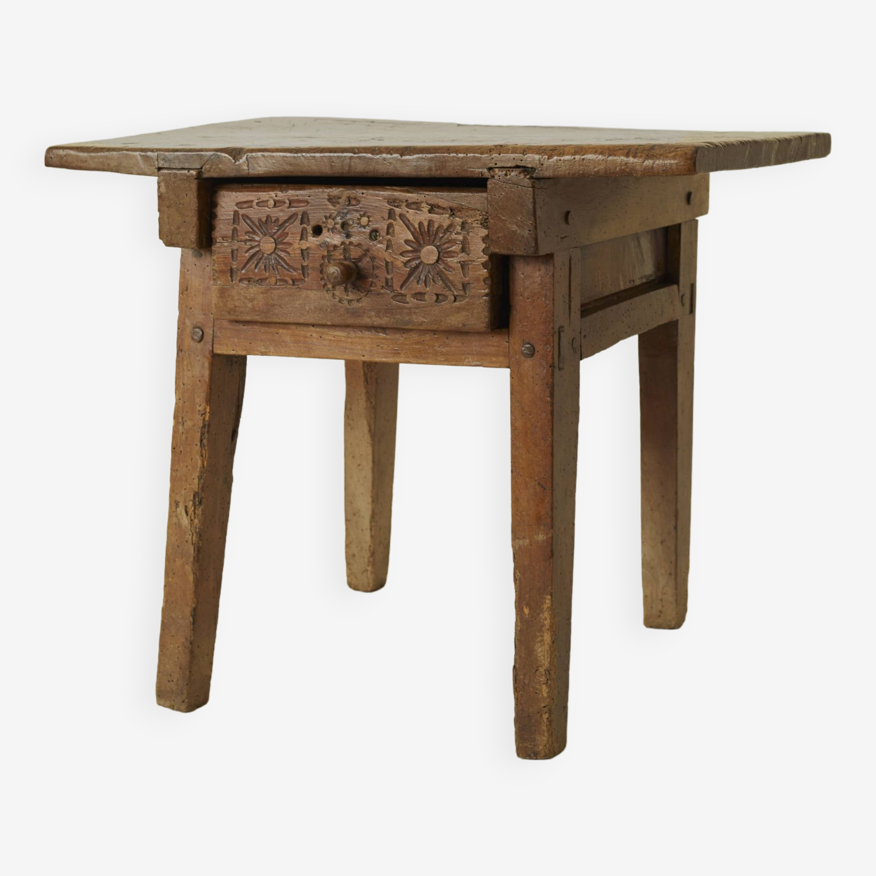 Table d'appoint Espagnole en bois massif Vintage Circa 1750 | Selency