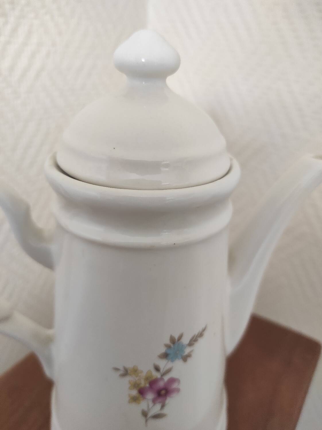 Small coffee maker