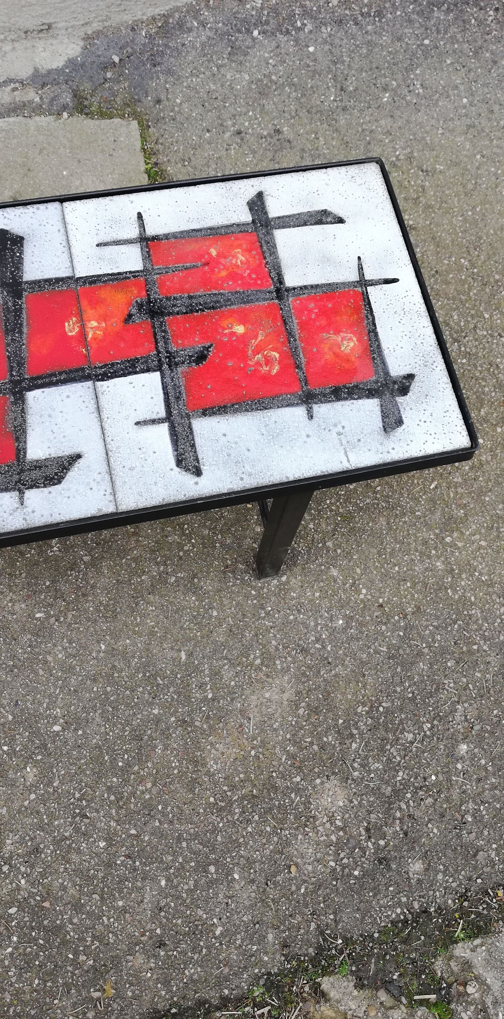 Vintage coffee table metal and lava stone