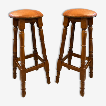 Vintage stool duo