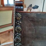 Chaises style renaissance en noyer
