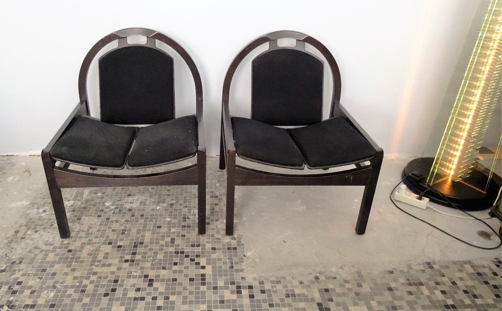 Pair of chairs BAUMANN - France - around 1980.