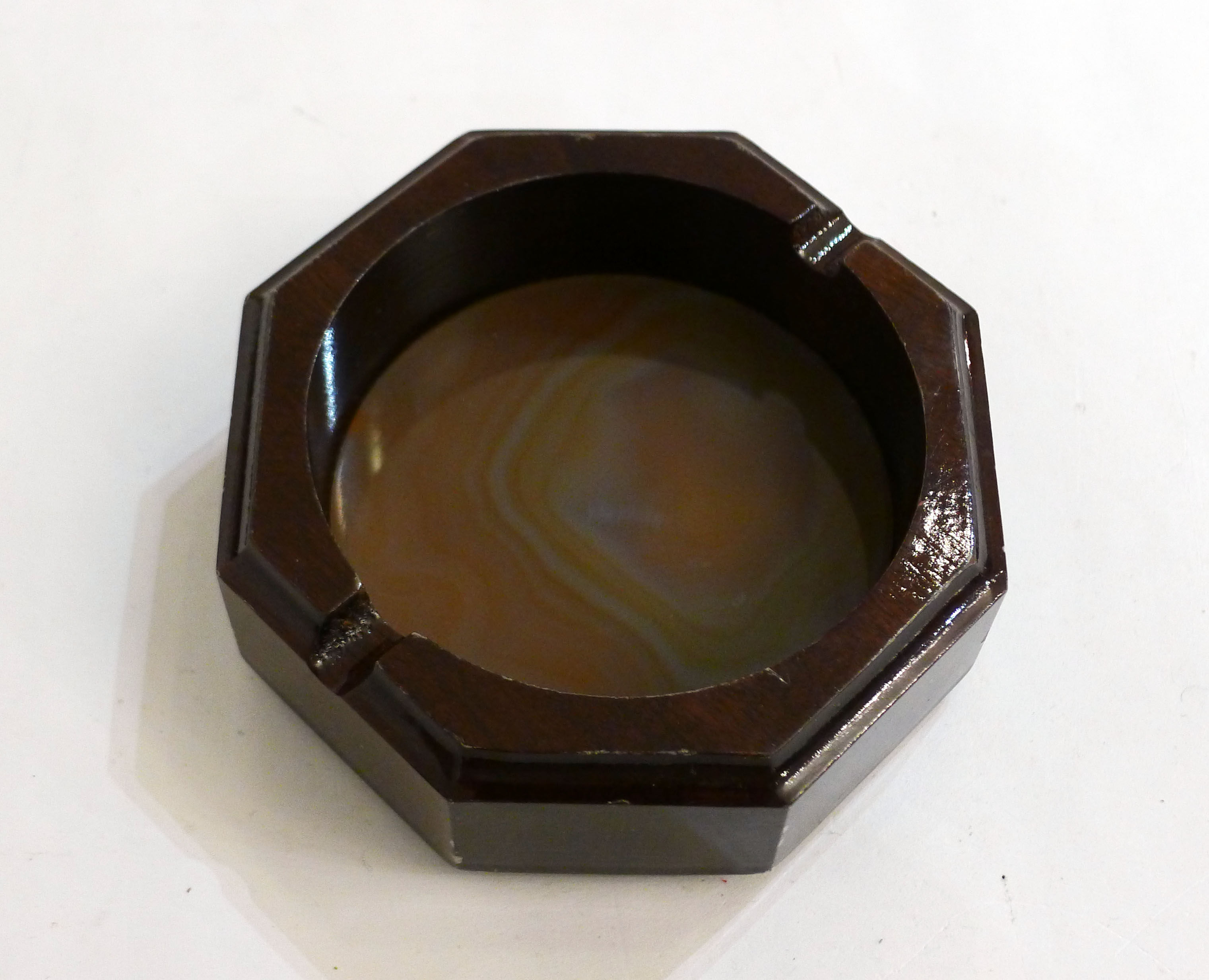Agate stone and varnished wood ashtray