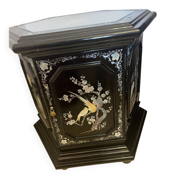 Meuble d’appoint coréen