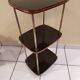 Etagère sur pied en formica et métal doré 1960